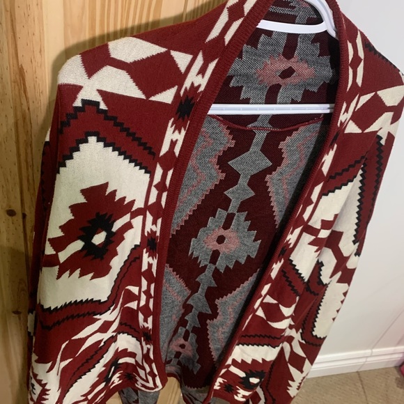 Cute Pattern Cardigan - Picture 2 of 4